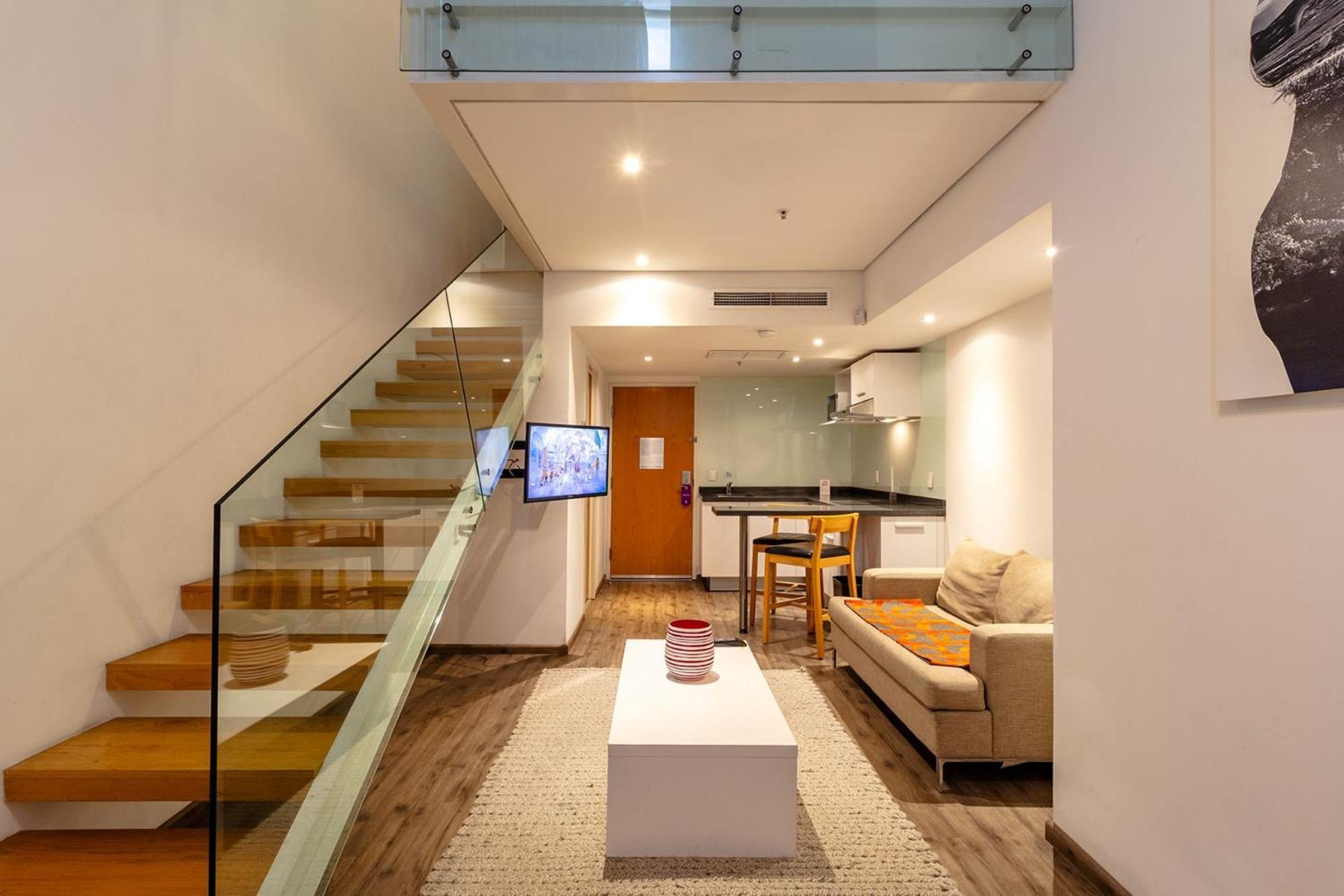 Camino Real Puebla Angelopolis Hotell Exteriör bild A duplex apartment at The Met